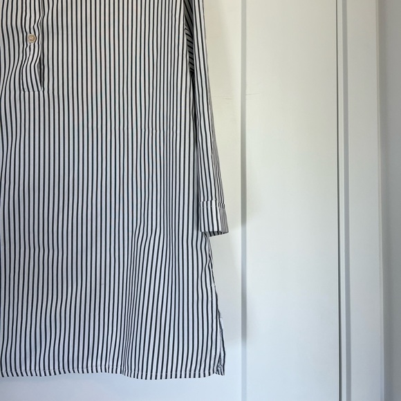 3/4 Sleeve Length, half button up shirt - Picture 4 of 6